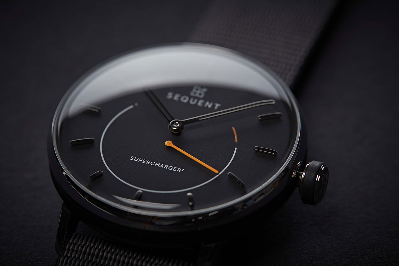 Sequent SuperCharger2：無線充電手表-復刻表