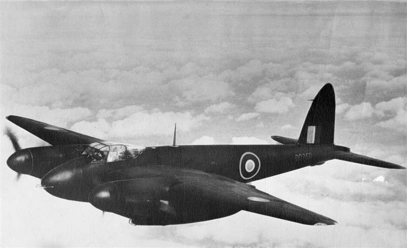 百年靈航空時(shí)計(jì)Aviator 8 Mosquito腕表-復(fù)刻表