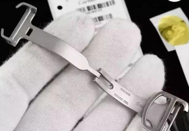 卡地亞手表的表扣該怎么安裝呢-復刻表