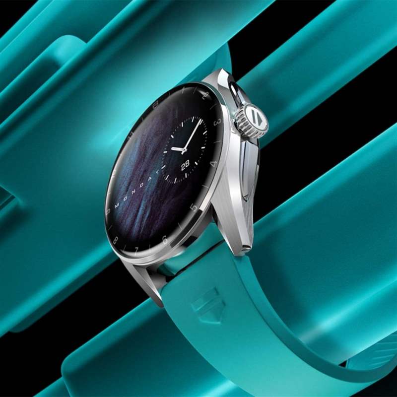 泰格豪雅Connected Calibre E4同時(shí)帶來42mm與45mm全新設(shè)計(jì)細(xì)節(jié)更多-復(fù)刻表