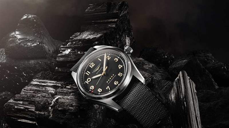 真力時(shí)天頂計(jì)時(shí)大師運(yùn)動(dòng)金牌-浪琴精神鈦-復(fù)刻表