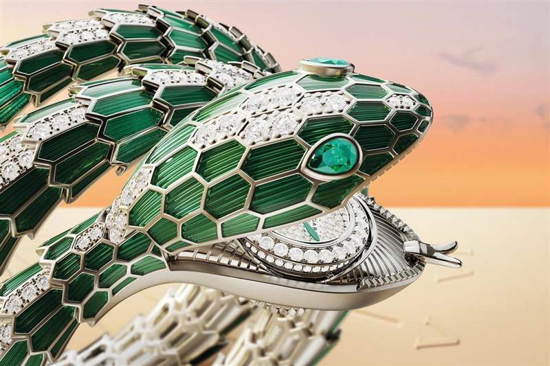 時間即珠寶！裝配全世界最小機芯之一的寶格麗Serpenti Misteriosi-復刻表