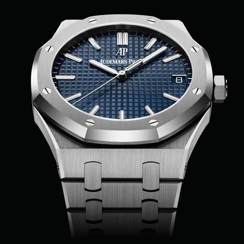 AP皇家橡樹絕版15450ST手表最新行情藍(lán)色面盤比灰銀款貴2萬美金-復(fù)刻表