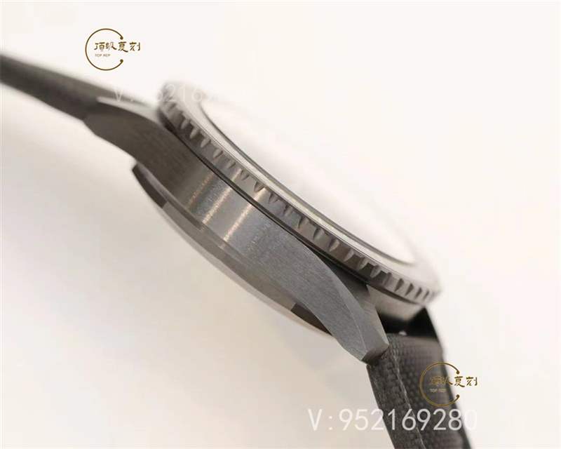 GF廠寶珀黑陶瓷五十噚極光綠盤5005復刻表做工怎么樣-無溝雙髻鯊限量版-復刻表