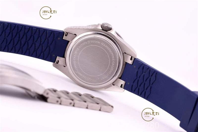 XF廠帝舵領潛型藍色戰斧鈦土豆復刻表做工怎么樣-M25600TB-復刻表