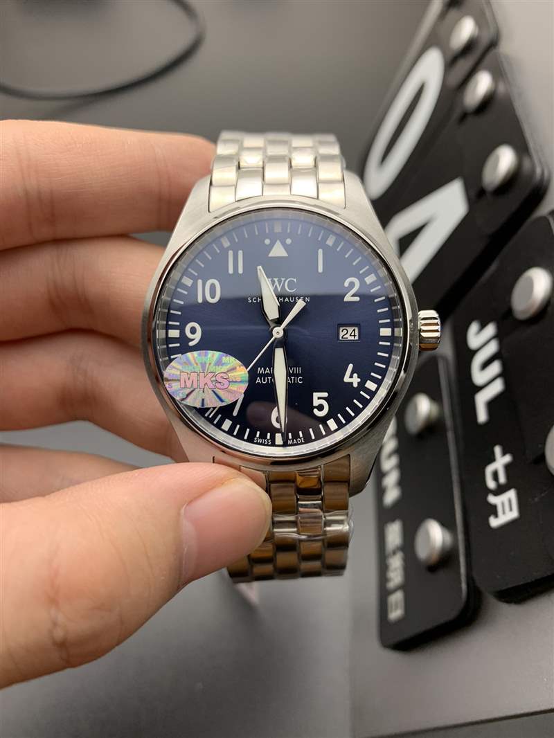 什么樣的手表可以送給自己的長輩-復刻表