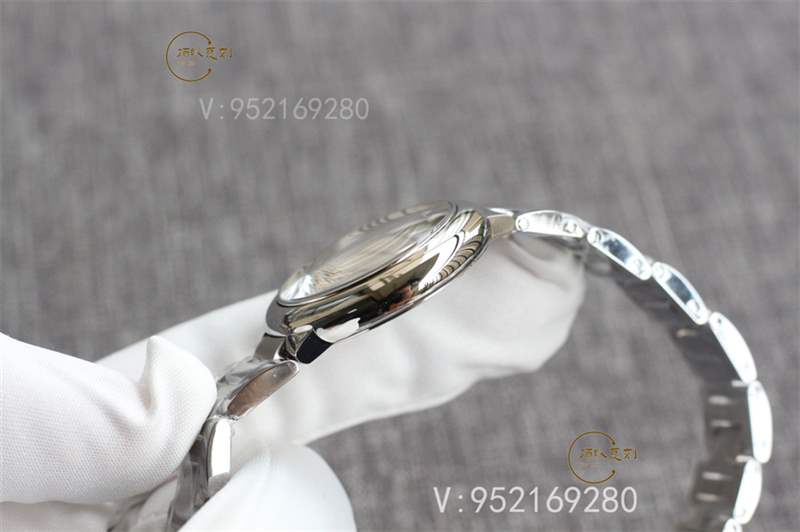 V6廠藍氣球-V6廠卡地亞33mm石英藍氣球W6920084復刻表做工怎么樣-復刻表