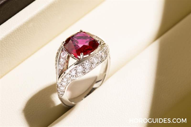 重磅彩寶,色彩迸發(fā)|BVLGARI頂級珠寶暨復雜腕表展-復刻表