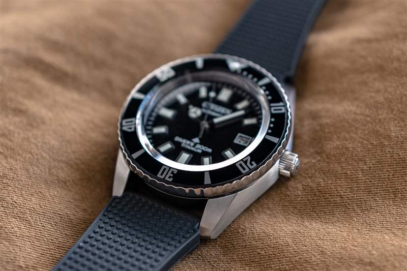 動手實(shí)踐公民的最新鈦潛水手表是沒有重量的新復(fù)古-復(fù)刻表