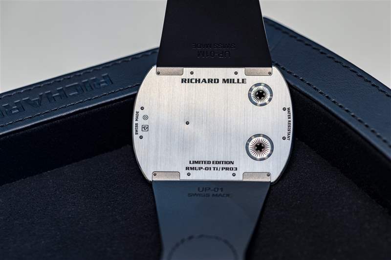 親身體驗佩戴世界上最薄的手表 Richard Mille RM UP-01 的感覺-復刻表