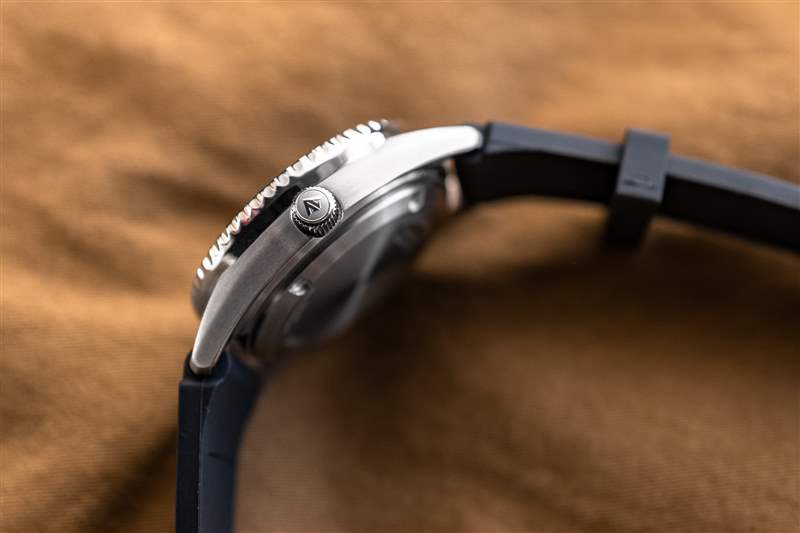 動手實(shí)踐公民的最新鈦潛水手表是沒有重量的新復(fù)古-復(fù)刻表