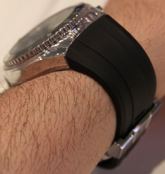 泰諾船舶重返市場(chǎng)四分之一橙圈腕表-復(fù)刻表