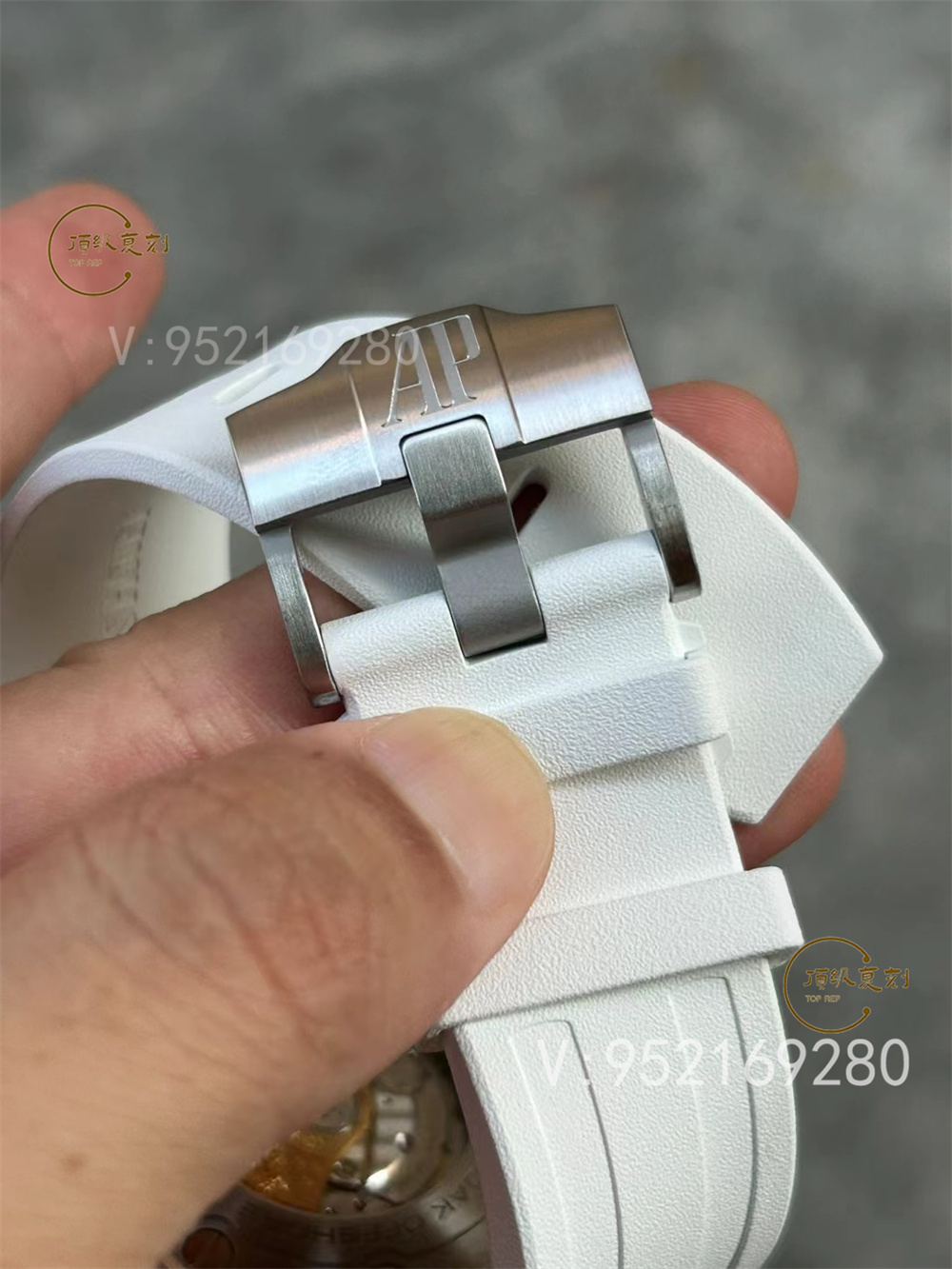 APS廠愛彼AP15710新配色綠/白盤一體機(jī)做工怎么樣-復(fù)刻表