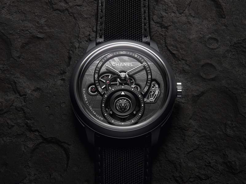 Chanel香奈兒新品亮點：Monsieur de Chanel隕石盤陀飛輪，J12 Cyber??netic黑白像素-復刻表