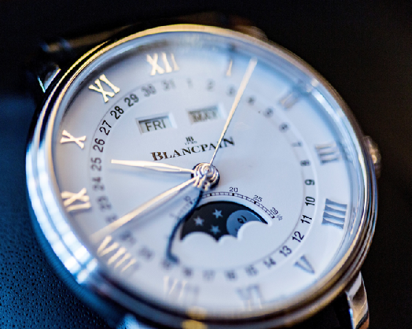 月相手表哪個(gè)品牌最好(月相手表是哪個(gè)品牌最開(kāi)始做的)-復(fù)刻表