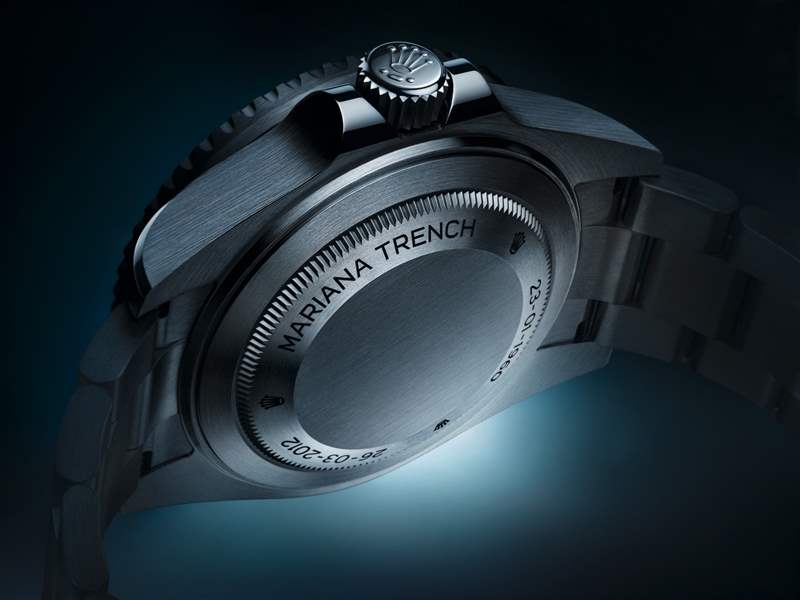 推出Oyster Perpetual Deepsea Challenge專業(yè)超深潛水腕表：11000米防水性能，首枚鈦殼表-復刻表