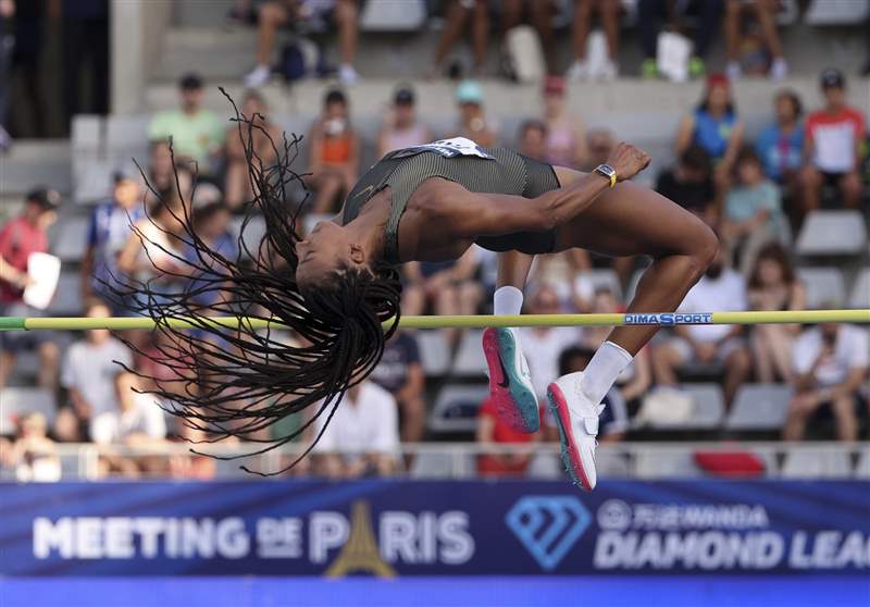 RICHARD MILLE女性摯友眼中的RM 07-04腕表：運(yùn)動員之選-復(fù)刻表