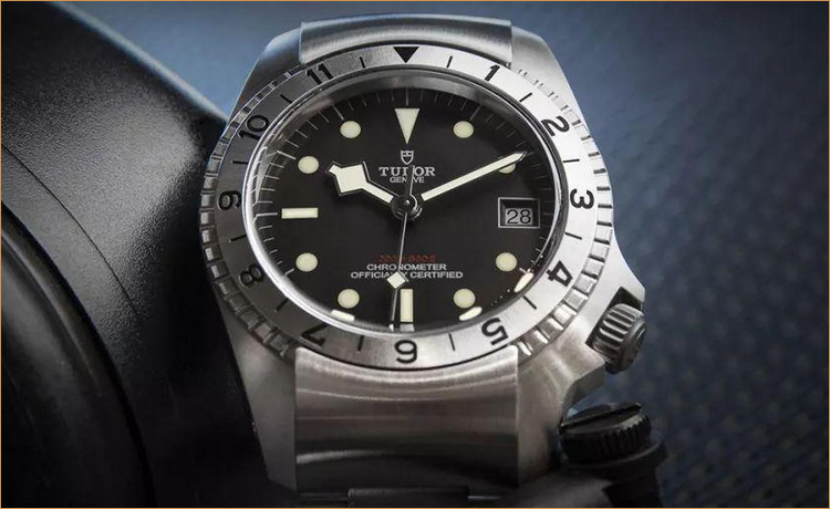 帝舵和泰格豪雅哪個好(帝舵和泰格豪雅哪個檔次高)-復刻表