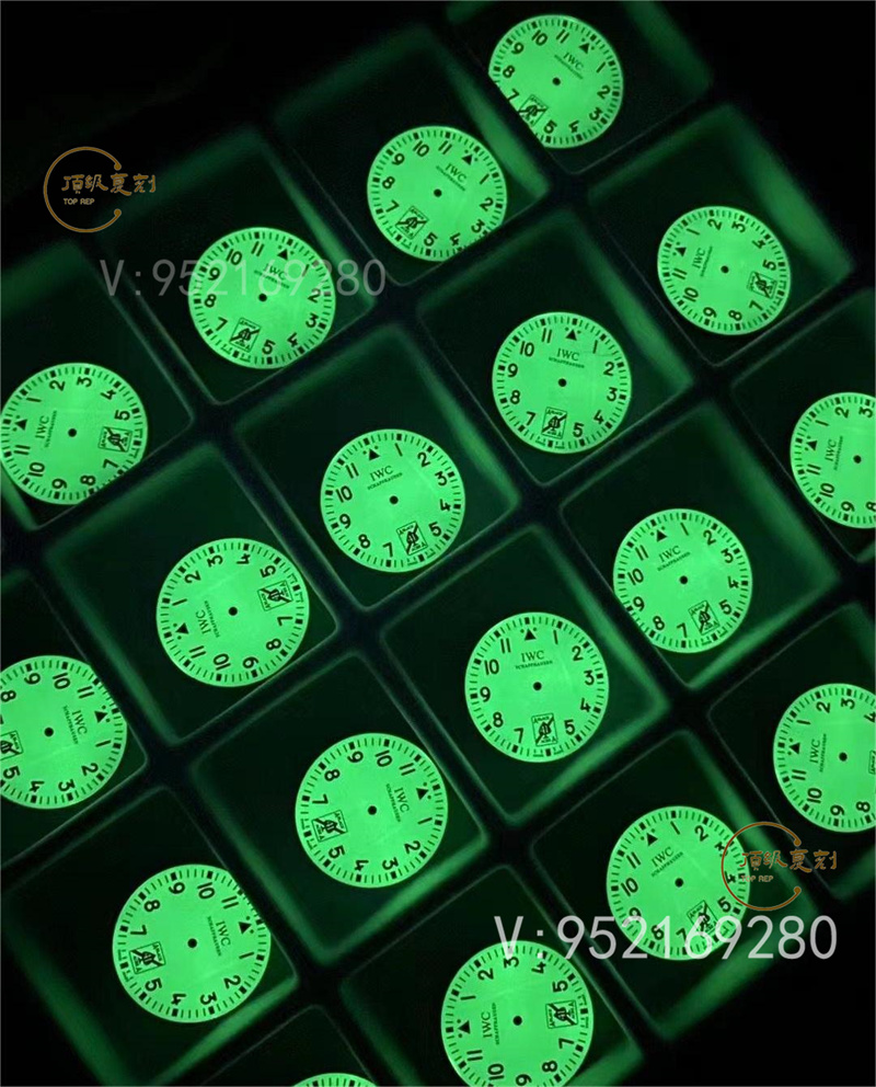 M+廠復(fù)刻萬國飛行員特別版「黑桃A」IW326905全夜光做工怎么樣-復(fù)刻表