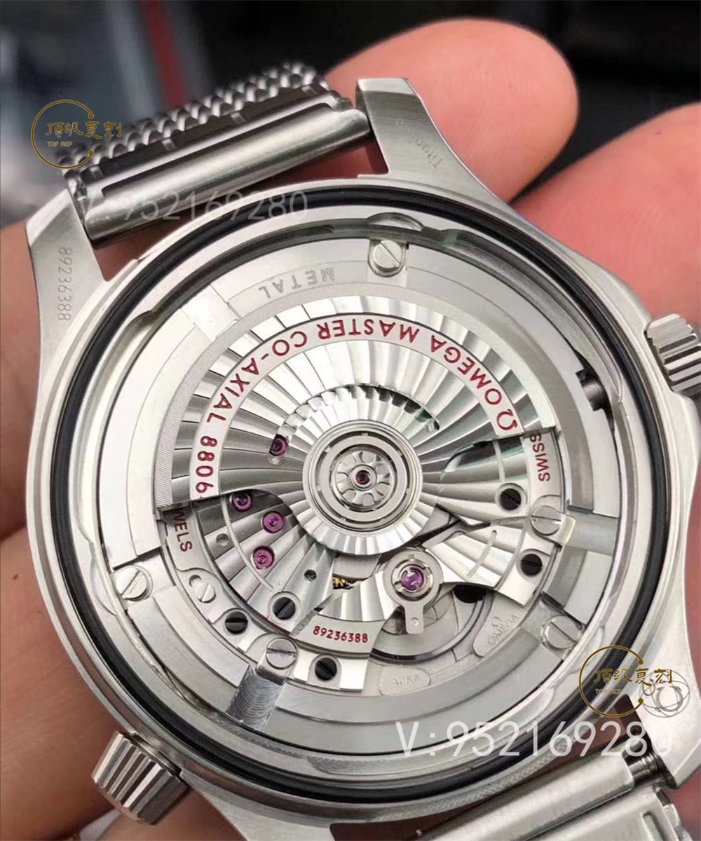 VS廠歐米茄海馬300龐德007無暇赴死深度評測,8806機芯怎么樣-復刻表